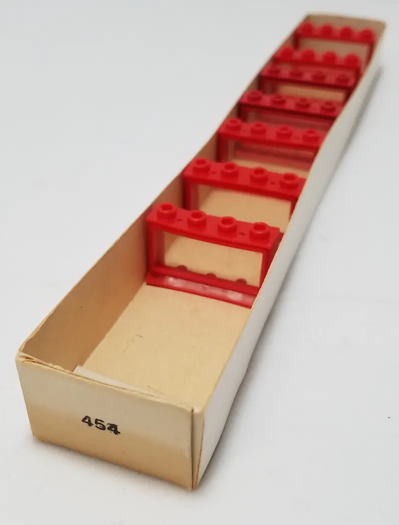 LEGO System 454 1 x 4 x 2 Window, Red or White set