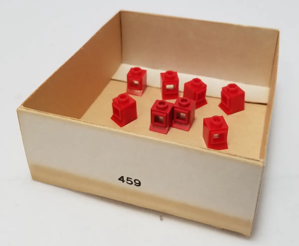 LEGO System 459 1 x 1 x 1 Window, Red or White set