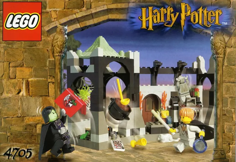 LEGO Harry Potter 4705 Snape's Class set