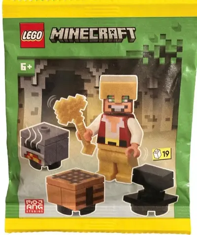 LEGO Minecraft 472506 Hero with Crafting Table, Furnace and Anvil set