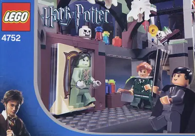 LEGO Harry Potter 4752 Professor Lupin's Classroom set