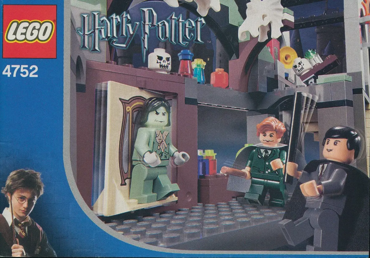 LEGO Harry Potter 4752 Professor Lupin's Classroom set, image 2