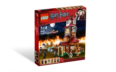 LEGO Harry Potter 4840 The Burrow set, image 4