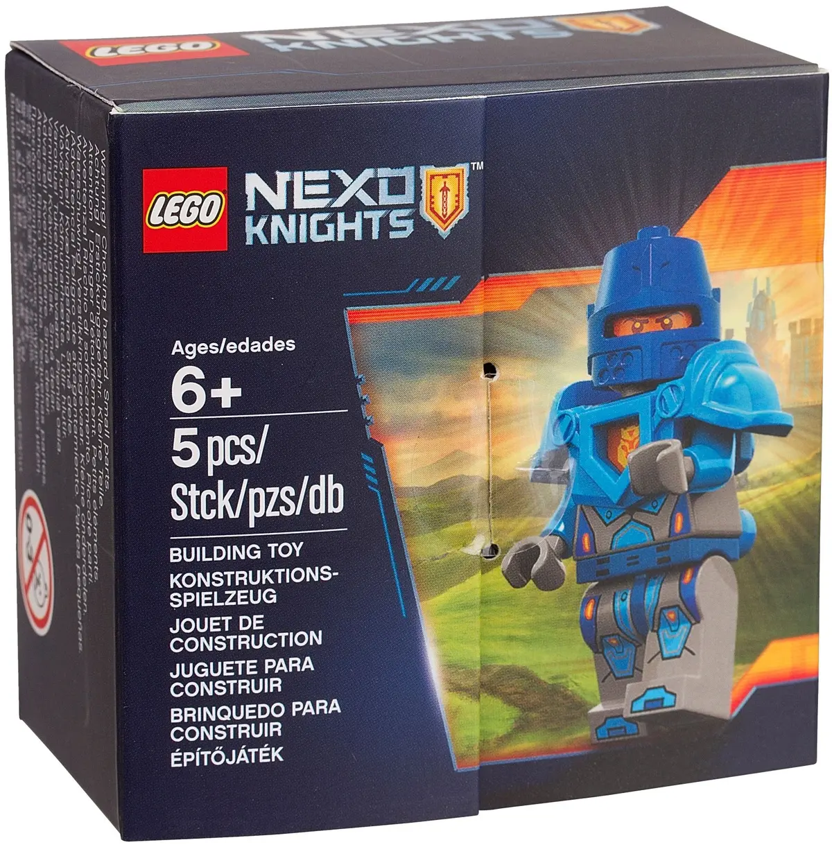 LEGO NEXO KNIGHTS 5004390 King's Guard set, image 2