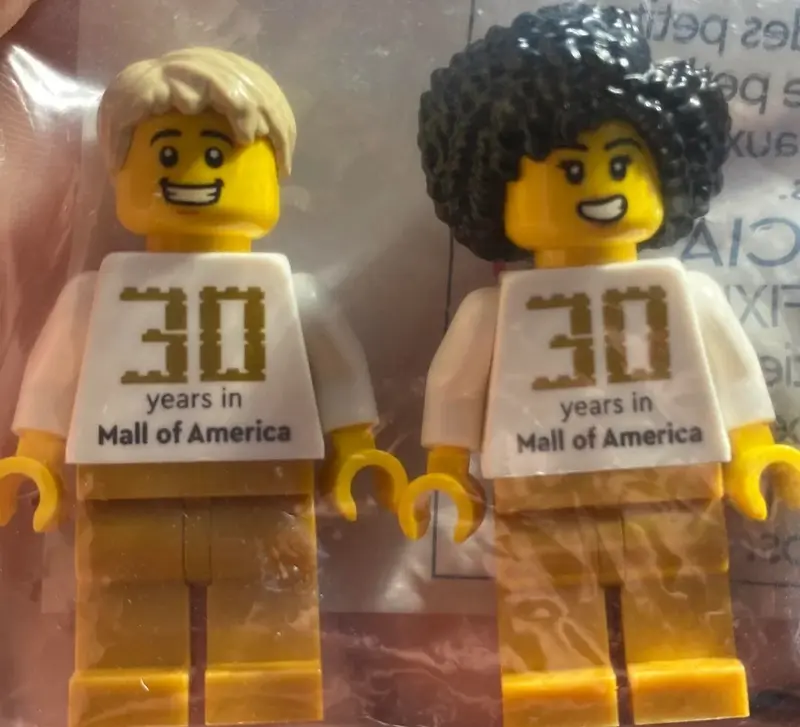 LEGO Promotional 5007499 LEGO Store 30 Years in Mall of America Minifigures set, image 2