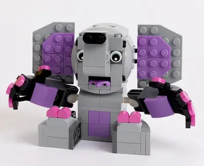 LEGO Promotional 5009206 Elephant Pencil Holder set