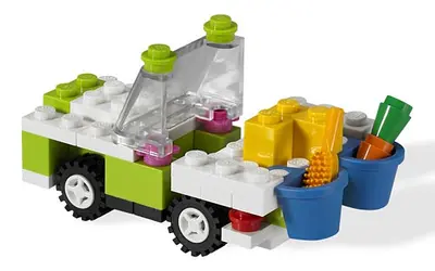 LEGO Bricks and More 5560 Large Pink Brick Box set, image 7