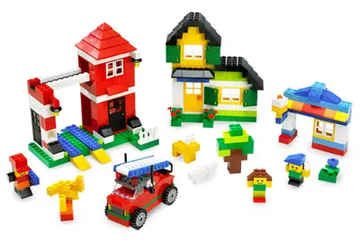 LEGO Bricks and More 5582 Ultimate LEGO Town Building Set set, image 2