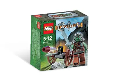 LEGO Castle 5618 Troll Warrior set, image 3