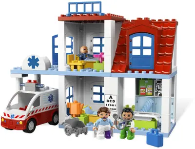 LEGO DUPLO 5695 Doctor's Clinic set