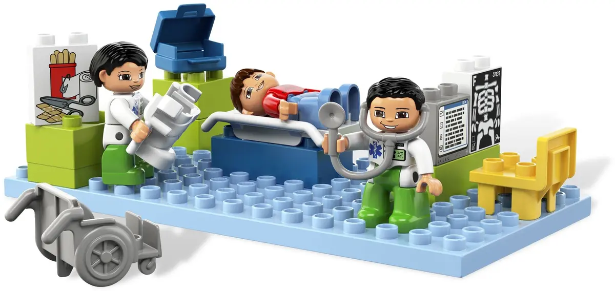 LEGO DUPLO 5795 Big City Hospital set, image 14