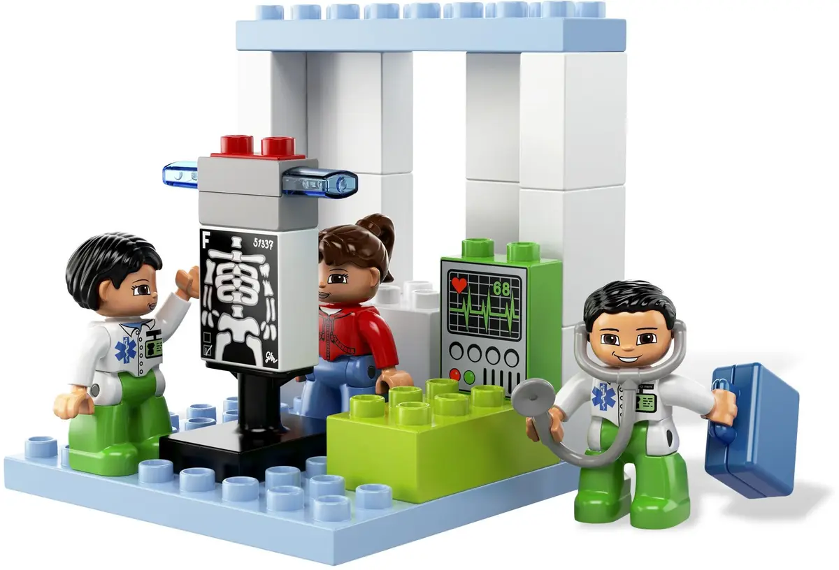 LEGO DUPLO 5795 Big City Hospital set, image 12