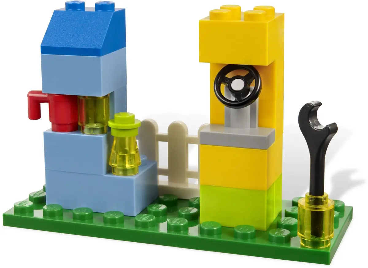 LEGO Bricks and More 5899 House Building Set set, image 9