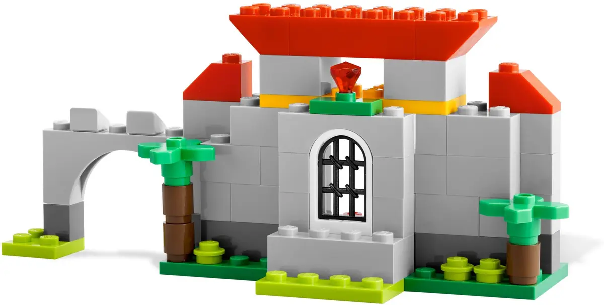 LEGO Bricks and More 5929 Knight and Castle Building Set set, image 11