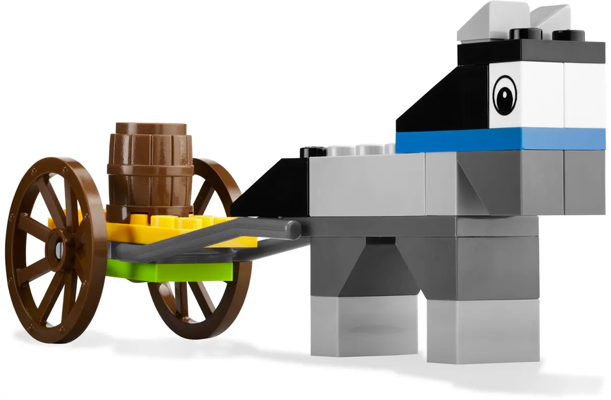 LEGO Bricks and More 5929 Knight and Castle Building Set set, image 9