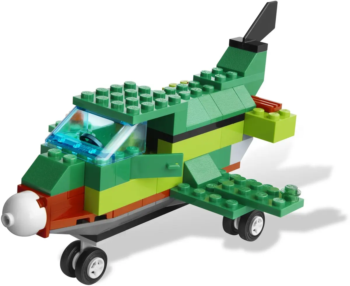 LEGO Bricks and More 5933 Airport Building Set set, image 13