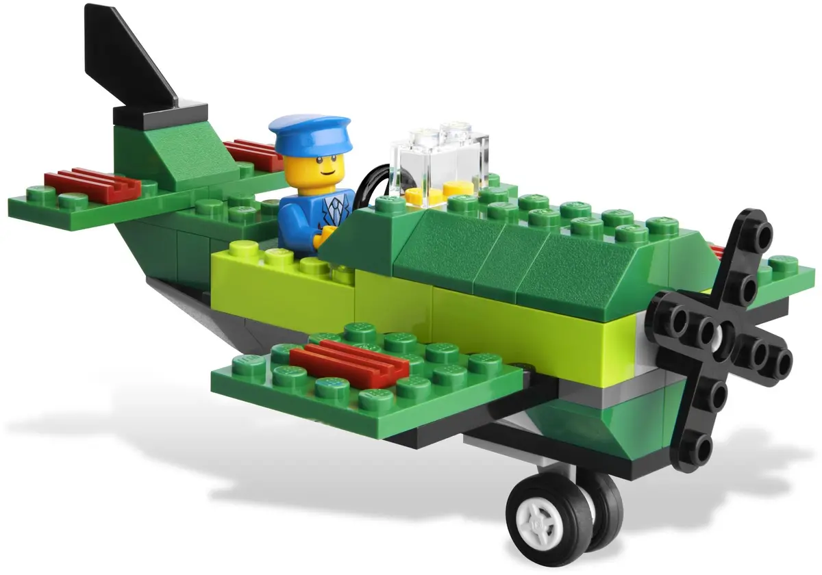 LEGO Bricks and More 5933 Airport Building Set set, image 15