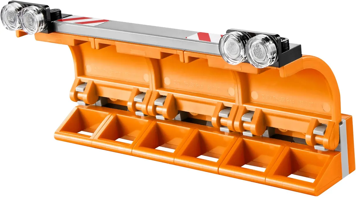 LEGO City 60083 Snowplough Truck set, image 8