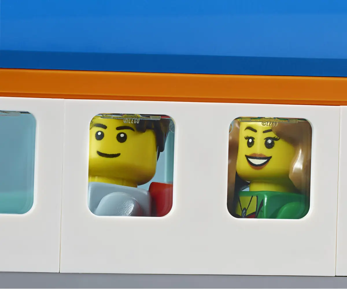 LEGO City 60104 Airport Passenger Terminal set, image 16