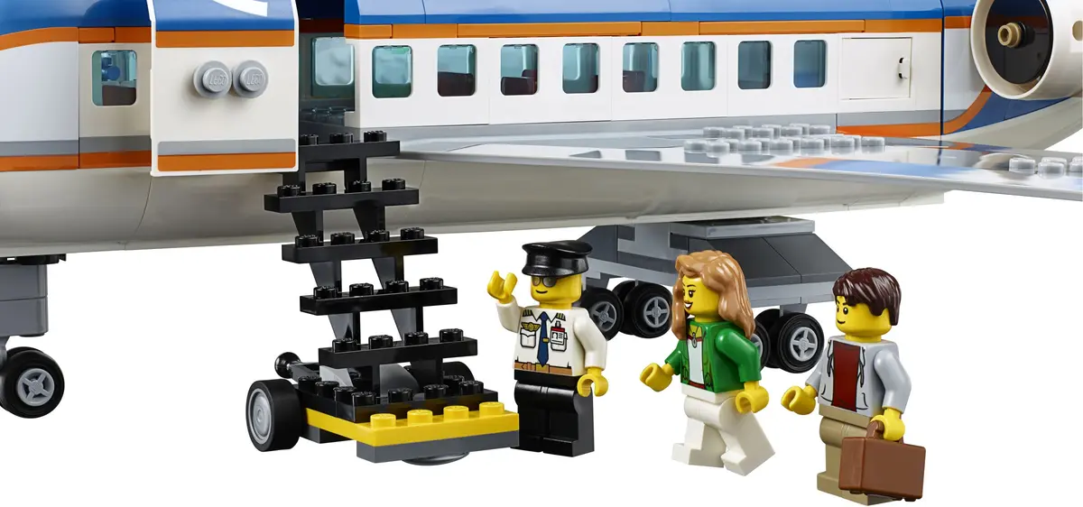 LEGO City 60104 Airport Passenger Terminal set, image 13