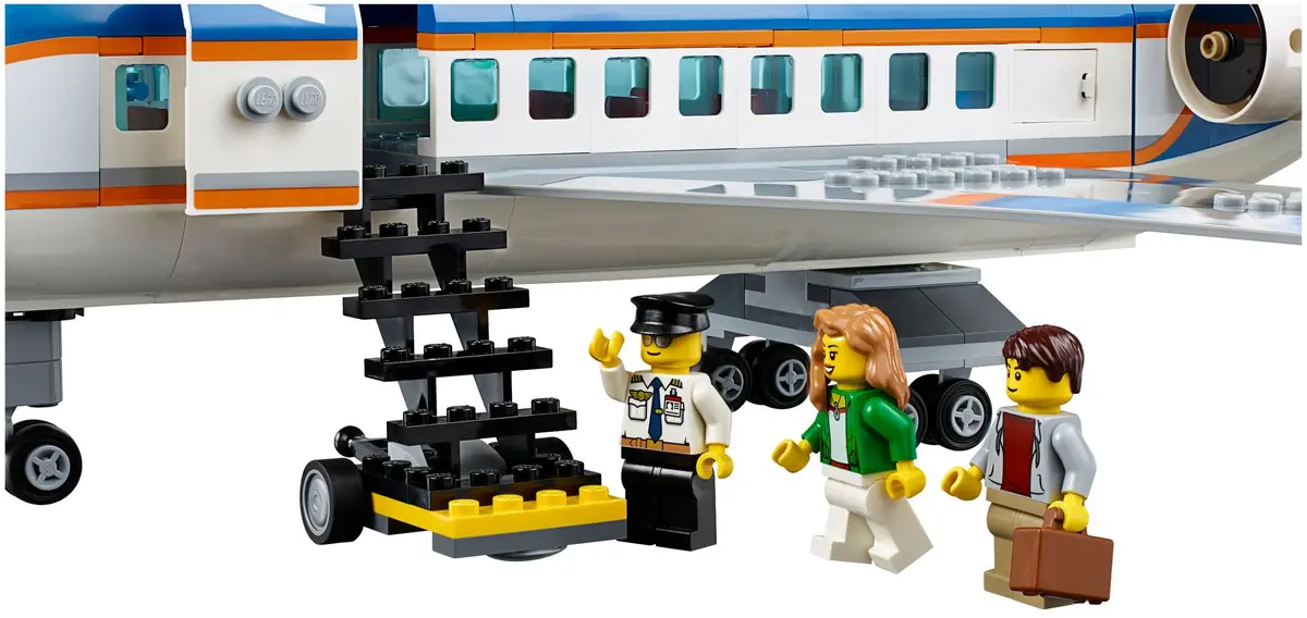 LEGO City 60104 Airport Passenger Terminal set, image 7