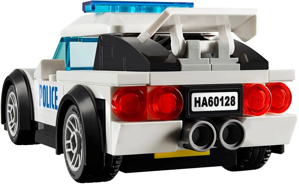 LEGO City 60128 Police Pursuit set, image 4