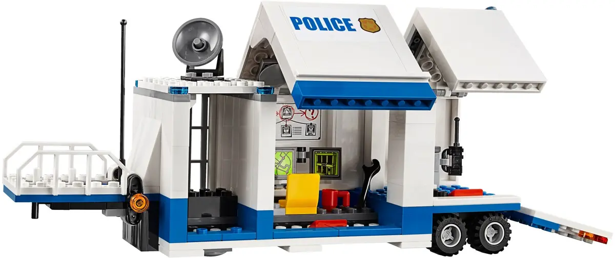 LEGO City 60139 Mobile Command Centre set, image 12