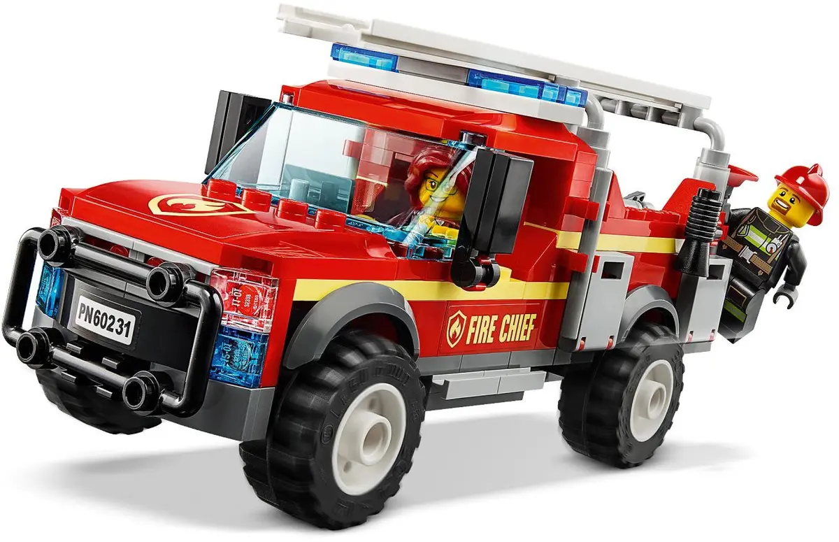 LEGO City 60231 Fire Chief Response Truck set, image 4