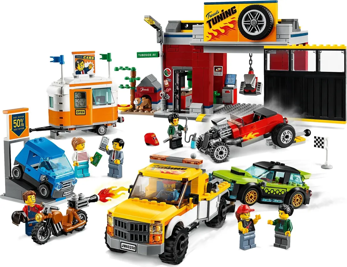 LEGO City 60258 Tuning Workshop set, image 4