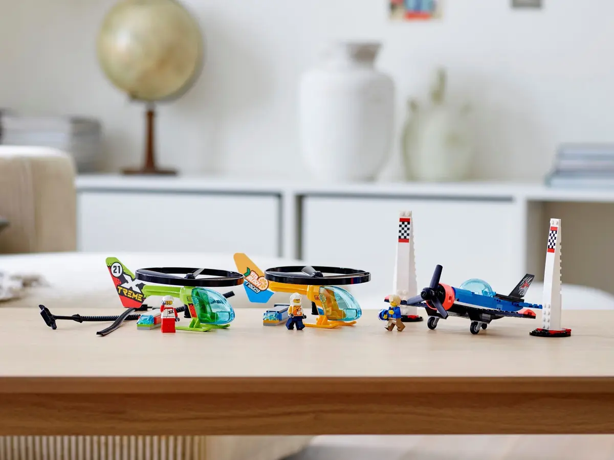 LEGO City 60260 Air Race set, image 11