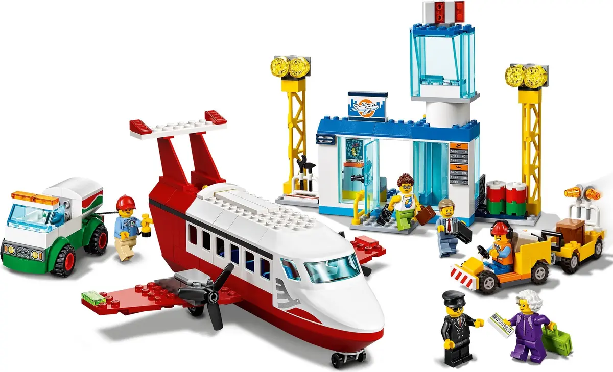 LEGO City 60261 Central Airport set, image 4