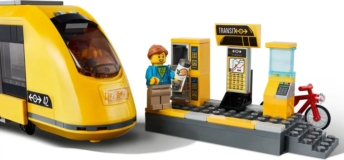 LEGO City 60271 Main Square set, image 20