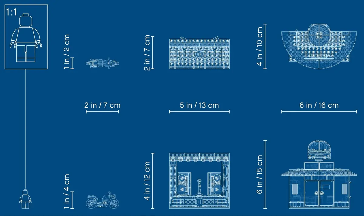 LEGO City 60271 Main Square set, image 11