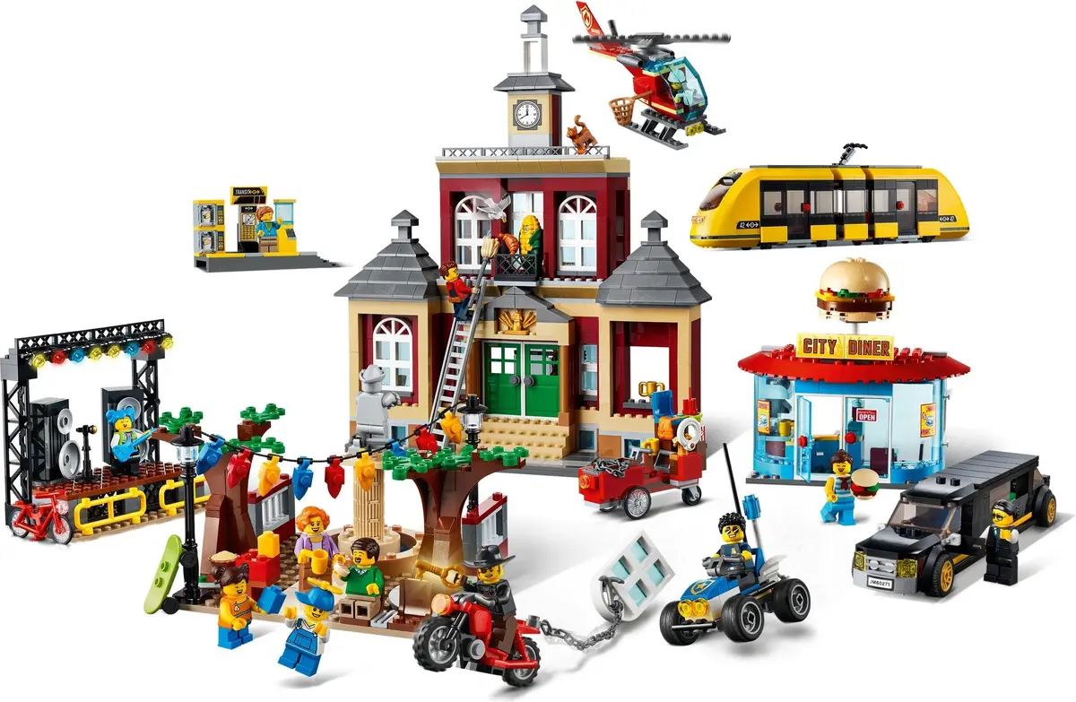 LEGO City 60271 Main Square set, image 13