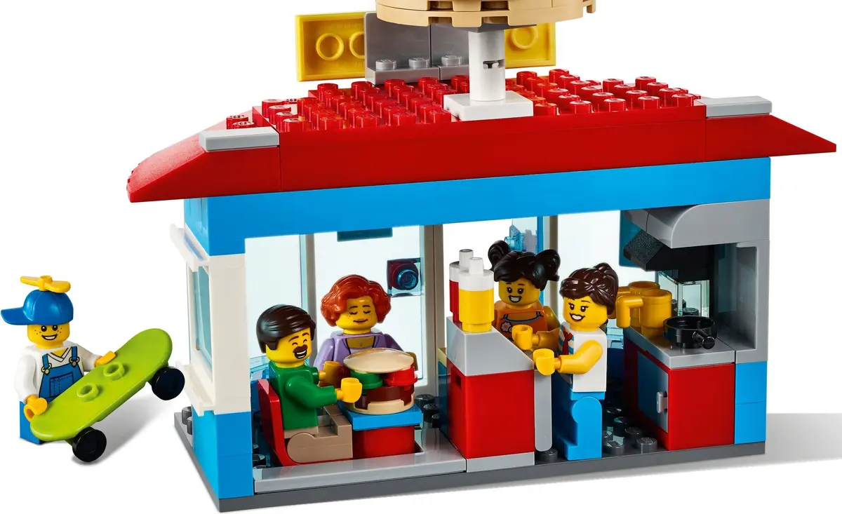 LEGO City 60271 Main Square set, image 21