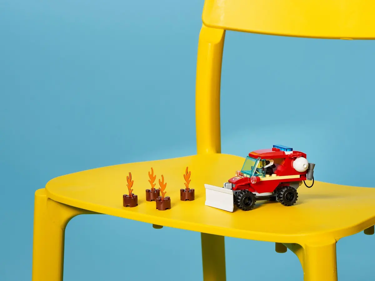 LEGO City 60279 Fire Hazard Truck set, image 10