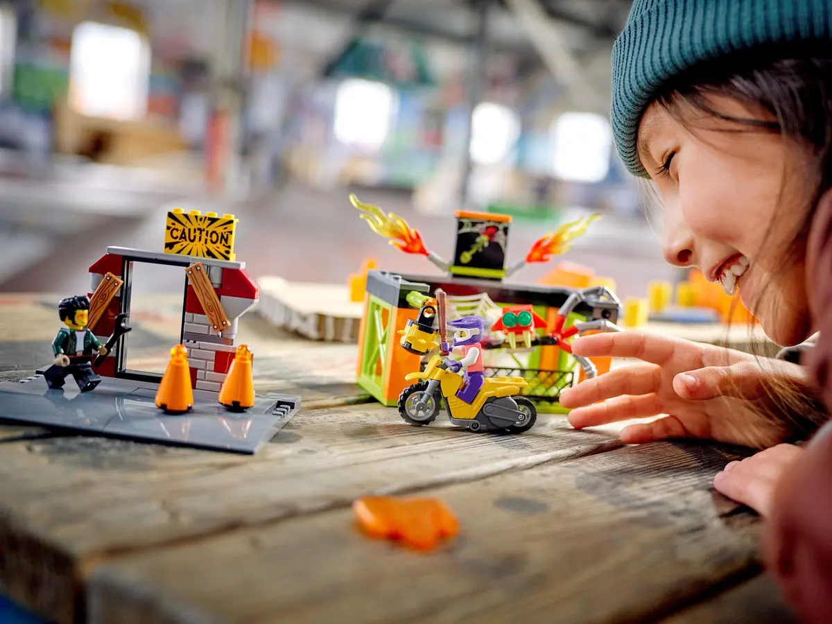LEGO City 60293 Stunt Park set, image 6