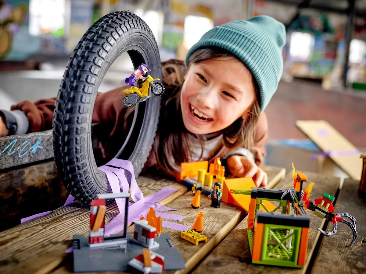 LEGO City 60293 Stunt Park set, image 7