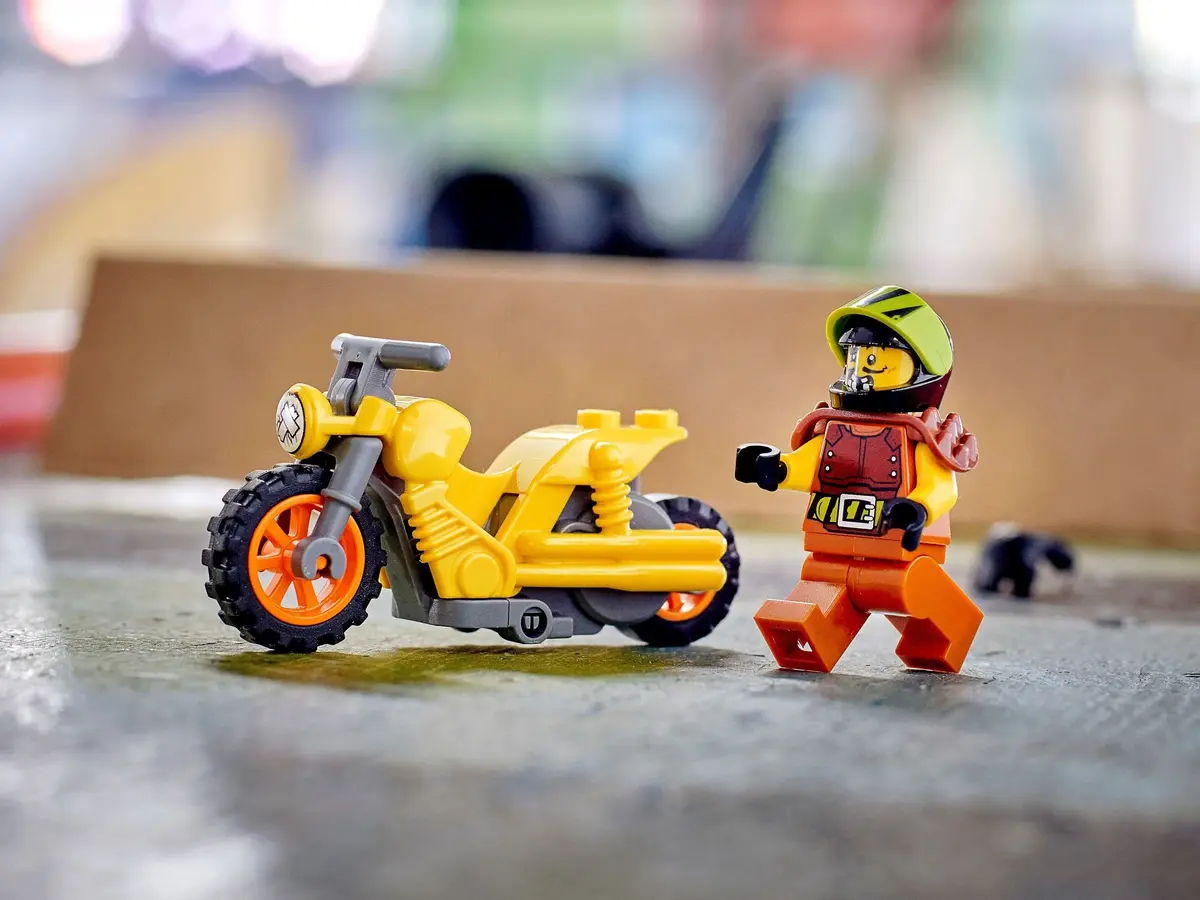 LEGO City 60297 Demolition Stunt Bike set, image 3