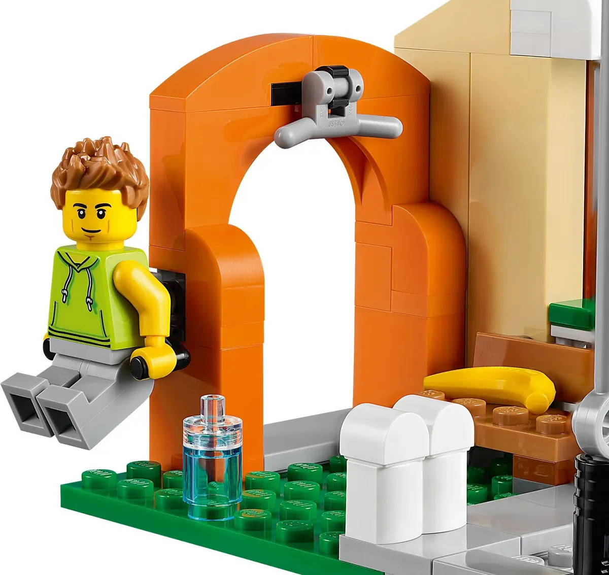 LEGO City 60306 Shopping Street set, image 10