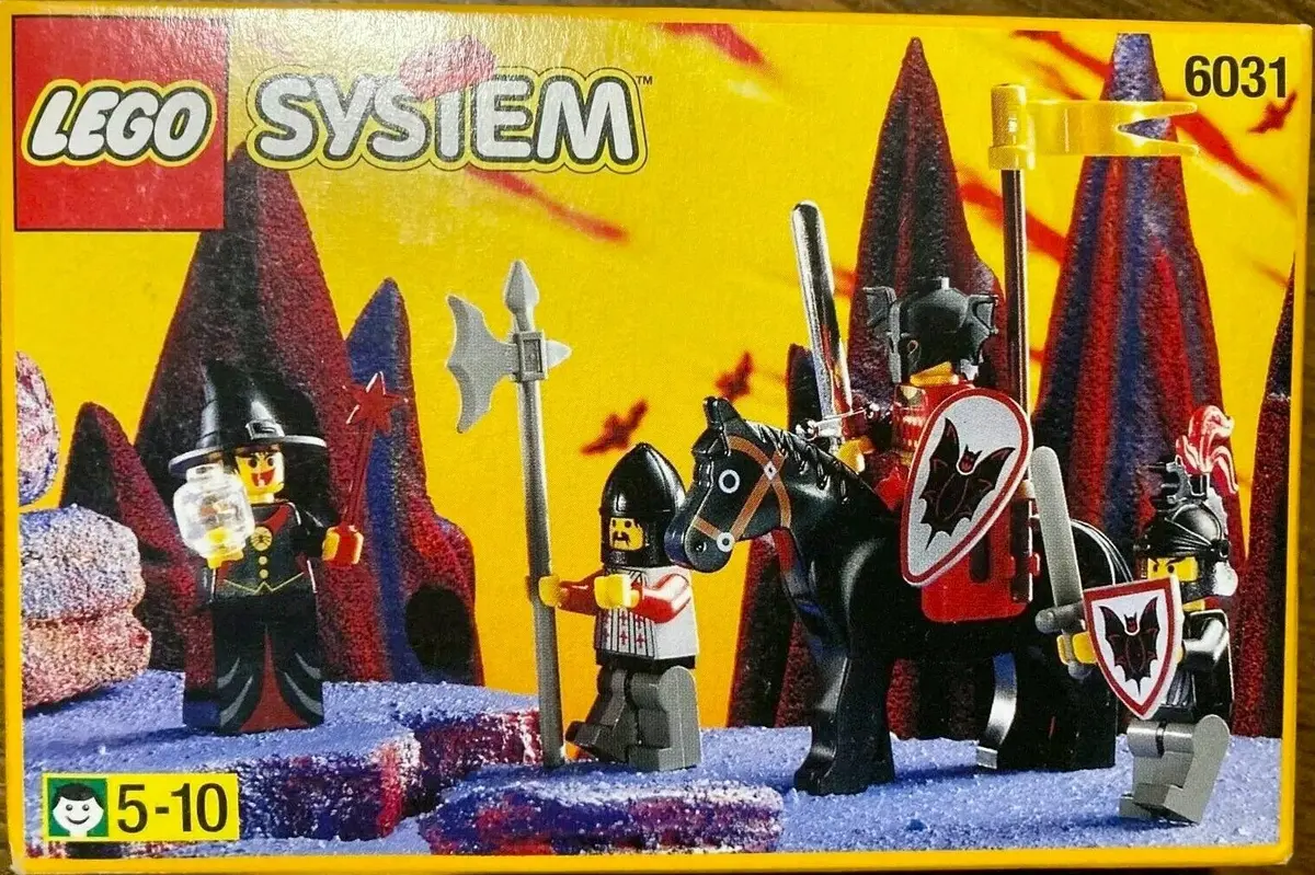 LEGO Castle 6031 Fright Force set, image 3