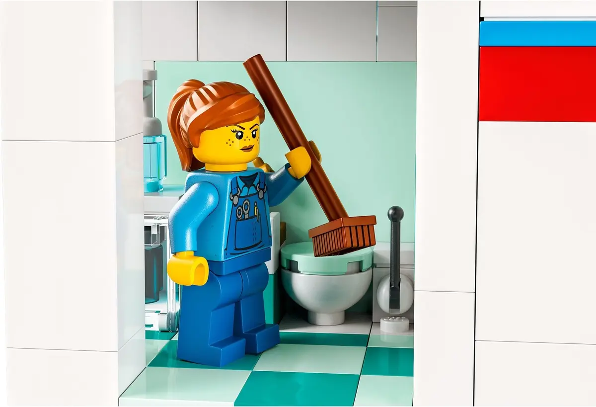 LEGO City 60330 Hospital set, image 8