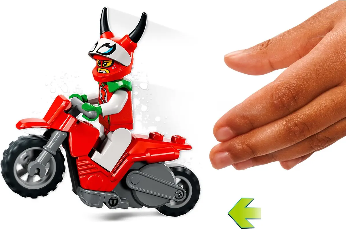 LEGO City 60332 Reckless Scorpion Stunt Bike set, image 5