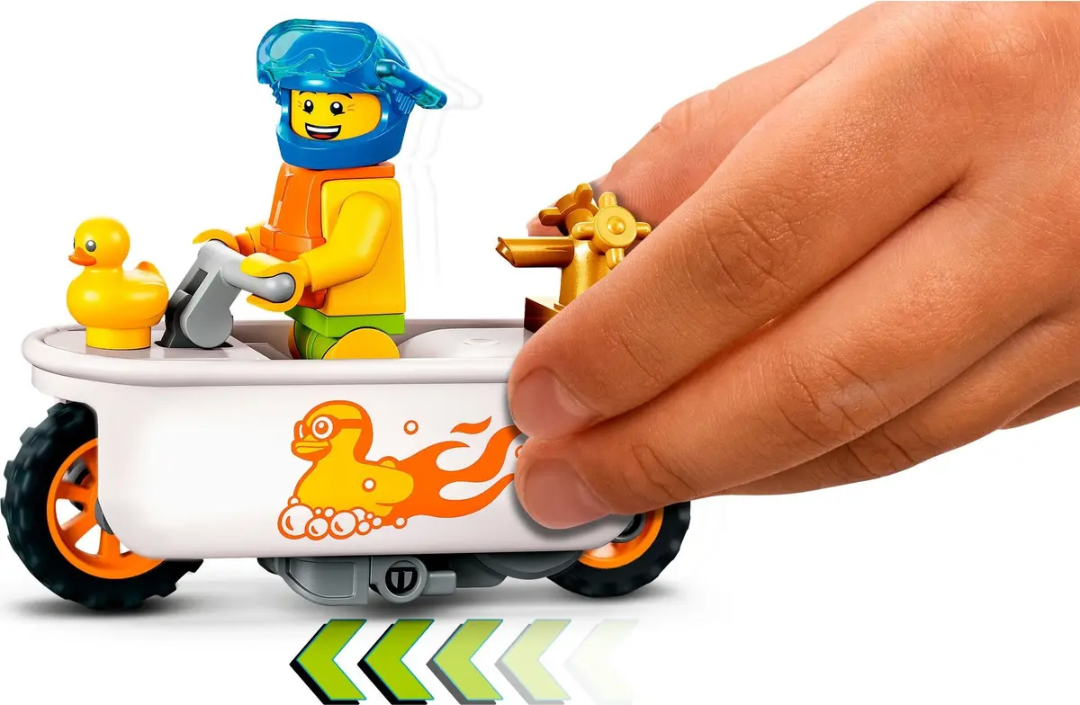 LEGO City 60333 Bathtub Stunt Bike set, image 4
