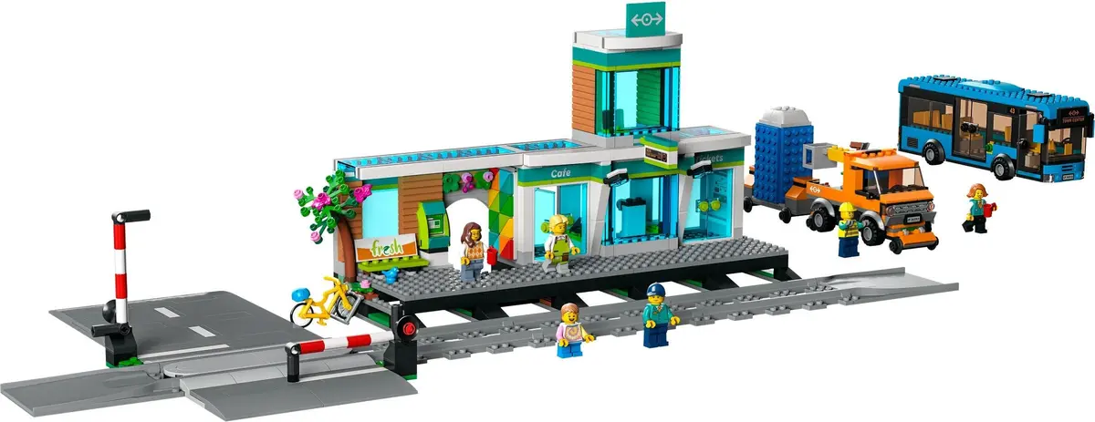 LEGO City 60335 Train Station set