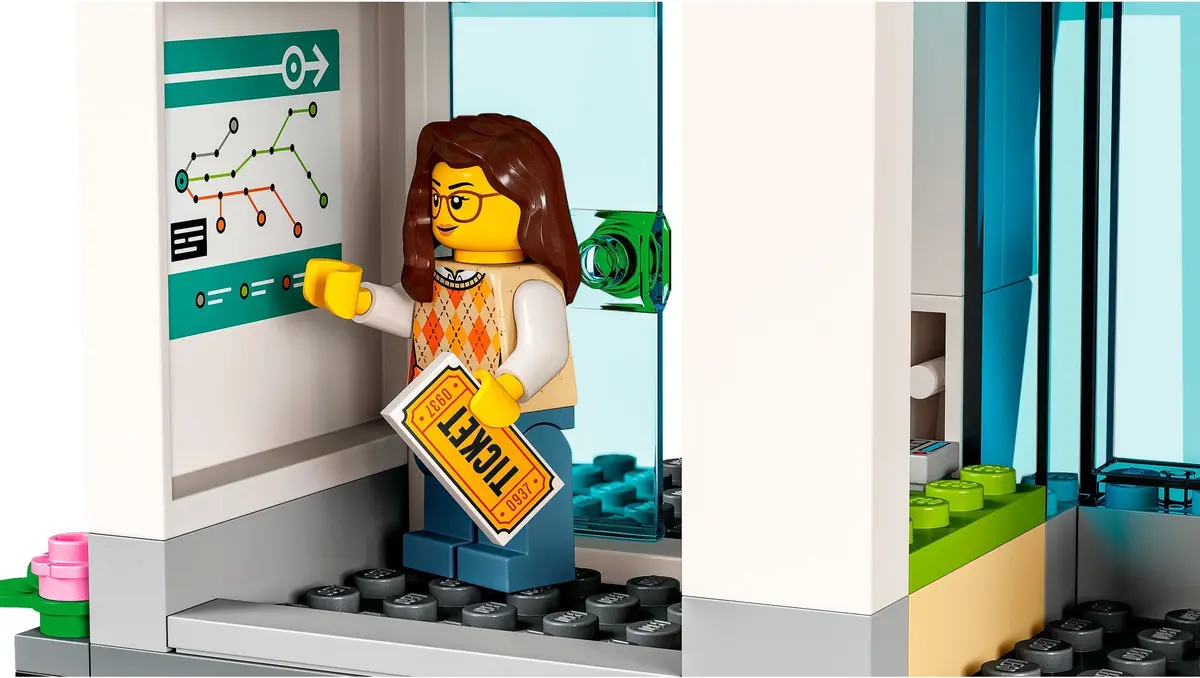 LEGO City 60335 Train Station set, image 8