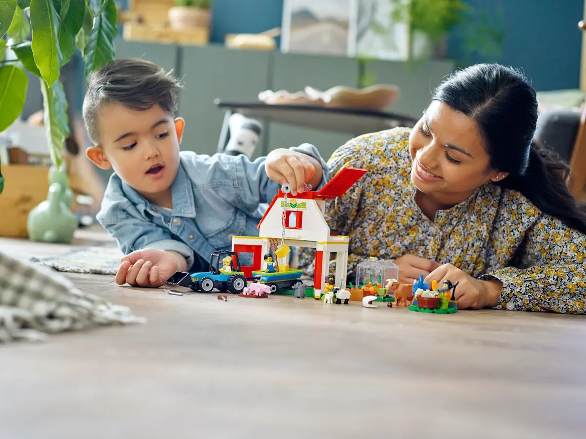 LEGO City 60346 Barn & Farm Animals set, image 10