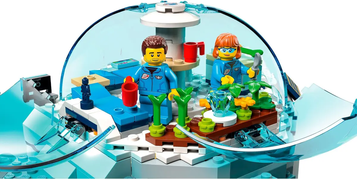 LEGO City 60350 Lunar Research Base set, image 7