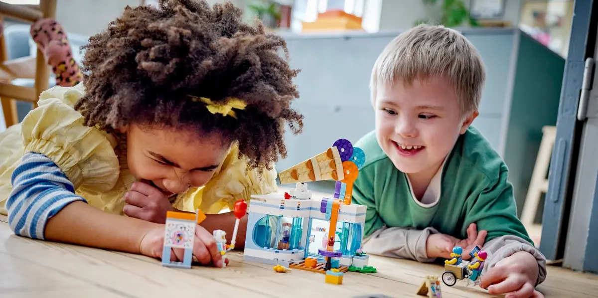 LEGO City 60363 Ice-Cream Shop set, image 9