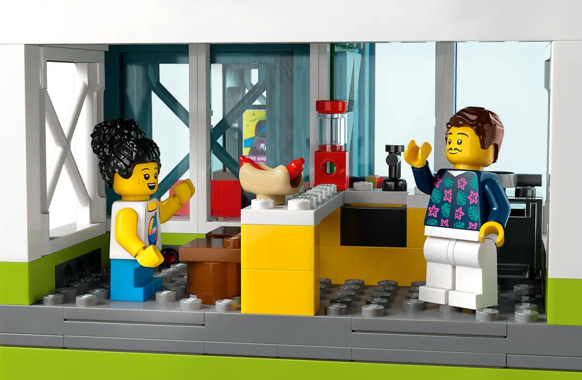 LEGO City 60365 Apartment Building set, image 8